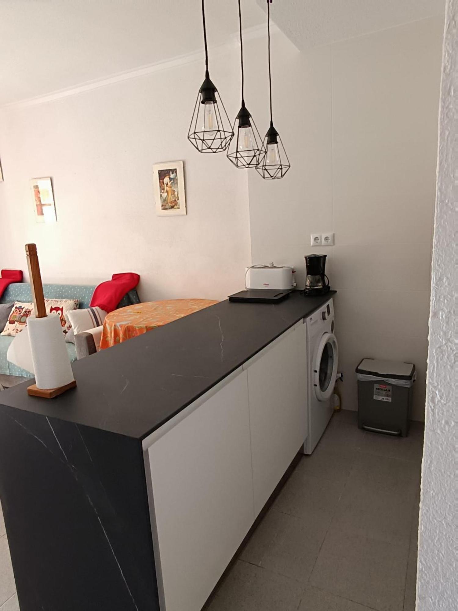Residencia Alhambra Los Cisnes Торевиеха Екстериор снимка