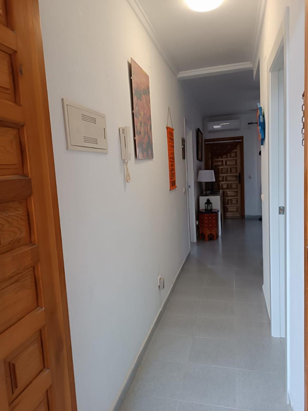 Residencia Alhambra Los Cisnes Торевиеха Екстериор снимка