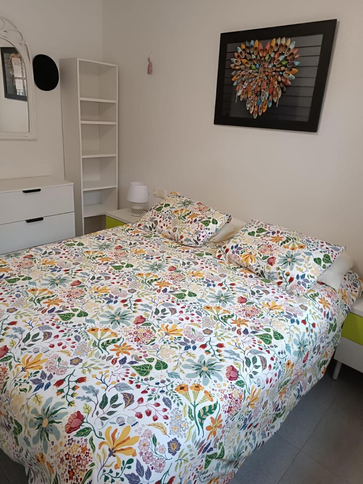 Residencia Alhambra Los Cisnes Торевиеха Стая снимка